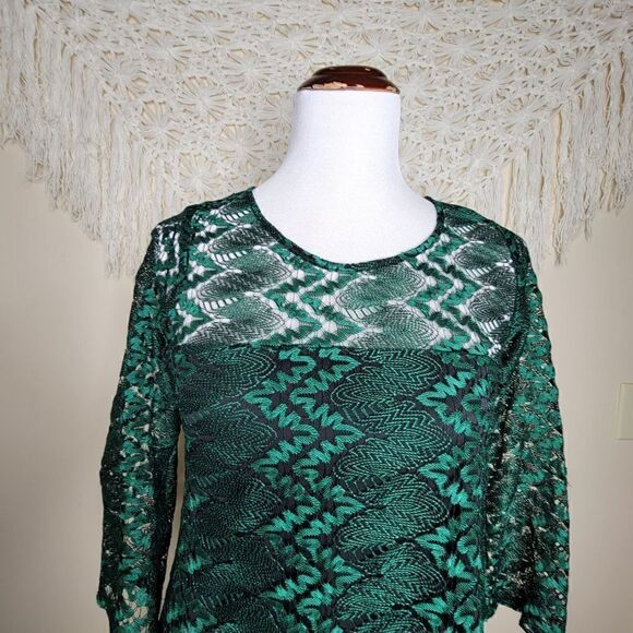 Gabby Skye Lace Overlay Three Quarter Sleeve Mini Dress Green Size 4 - Picture 8 of 10